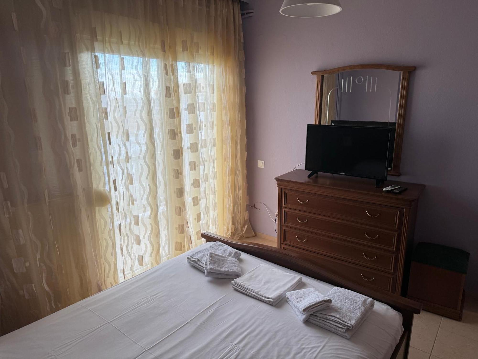 Family Apartment Неа Мудания Екстериор снимка