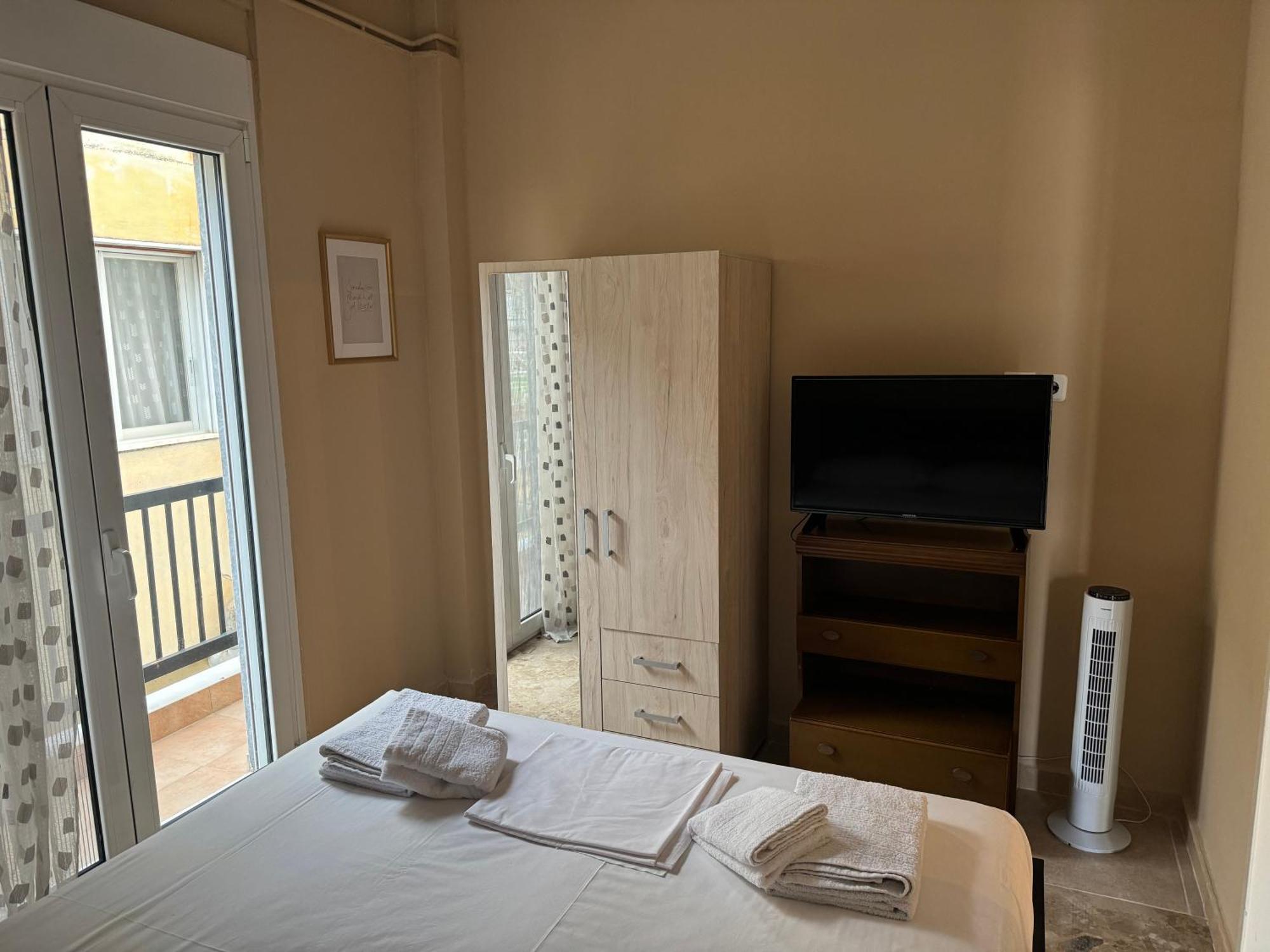 Family Apartment Неа Мудания Екстериор снимка