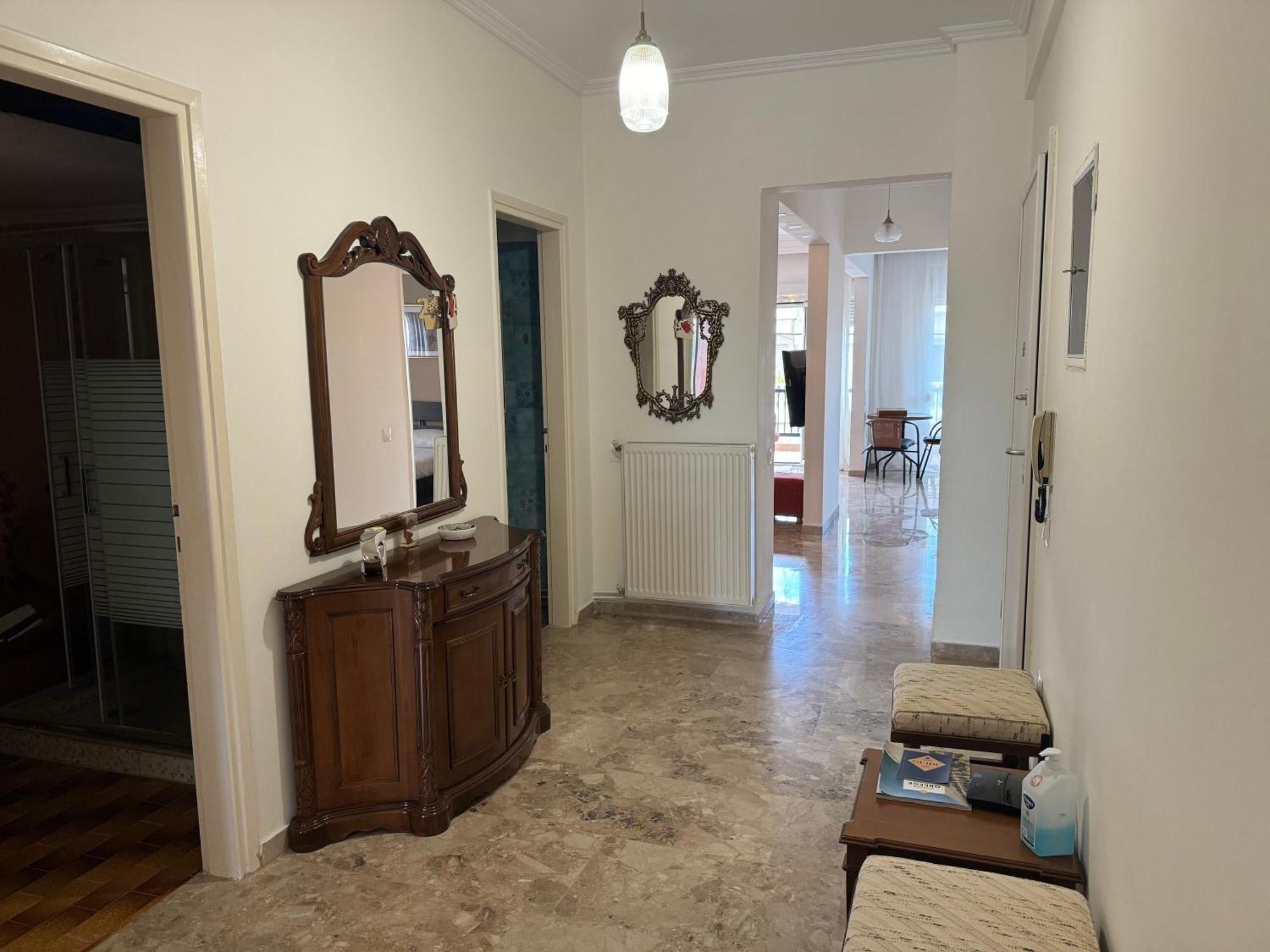 Family Apartment Неа Мудания Екстериор снимка